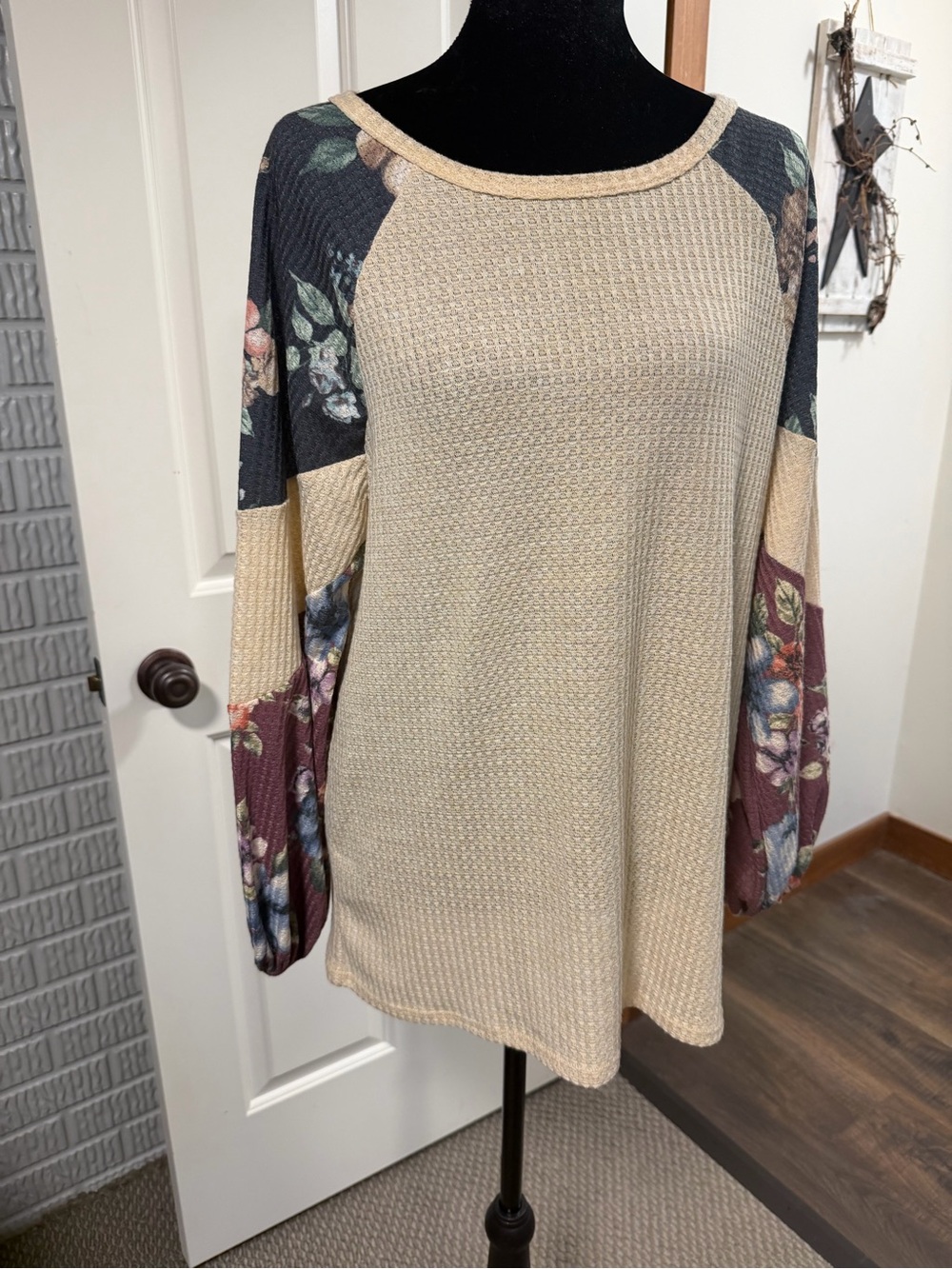 BiBi Floral Sleeve Waffle Knit Top | Small | Boho Balloon Sleeve Top